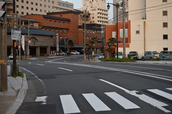 湯の川温泉街